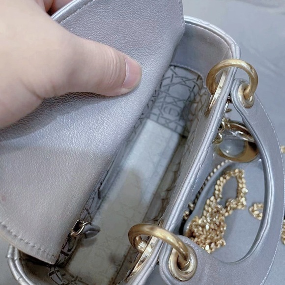 Lady Dior Mini - Opaline Grey Pearlescent - Picture 7 of 11
